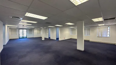 WhatsApp Image 2025-07-22 at 13.42.35-4.